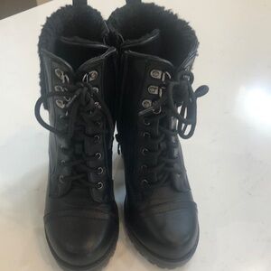 Top Moda Chunky Heel Boots women's size 6 semi fur lined combat goth Y2K ankle